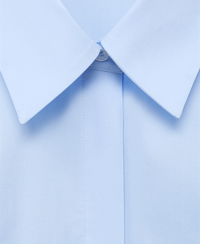 蓝色修身弹力府绸纽扣衬衫