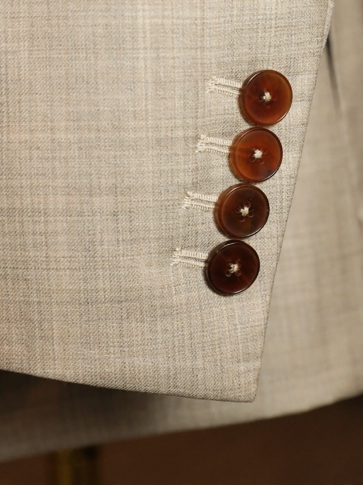 广州增城新塘工厂 浅卡其色三件套西装